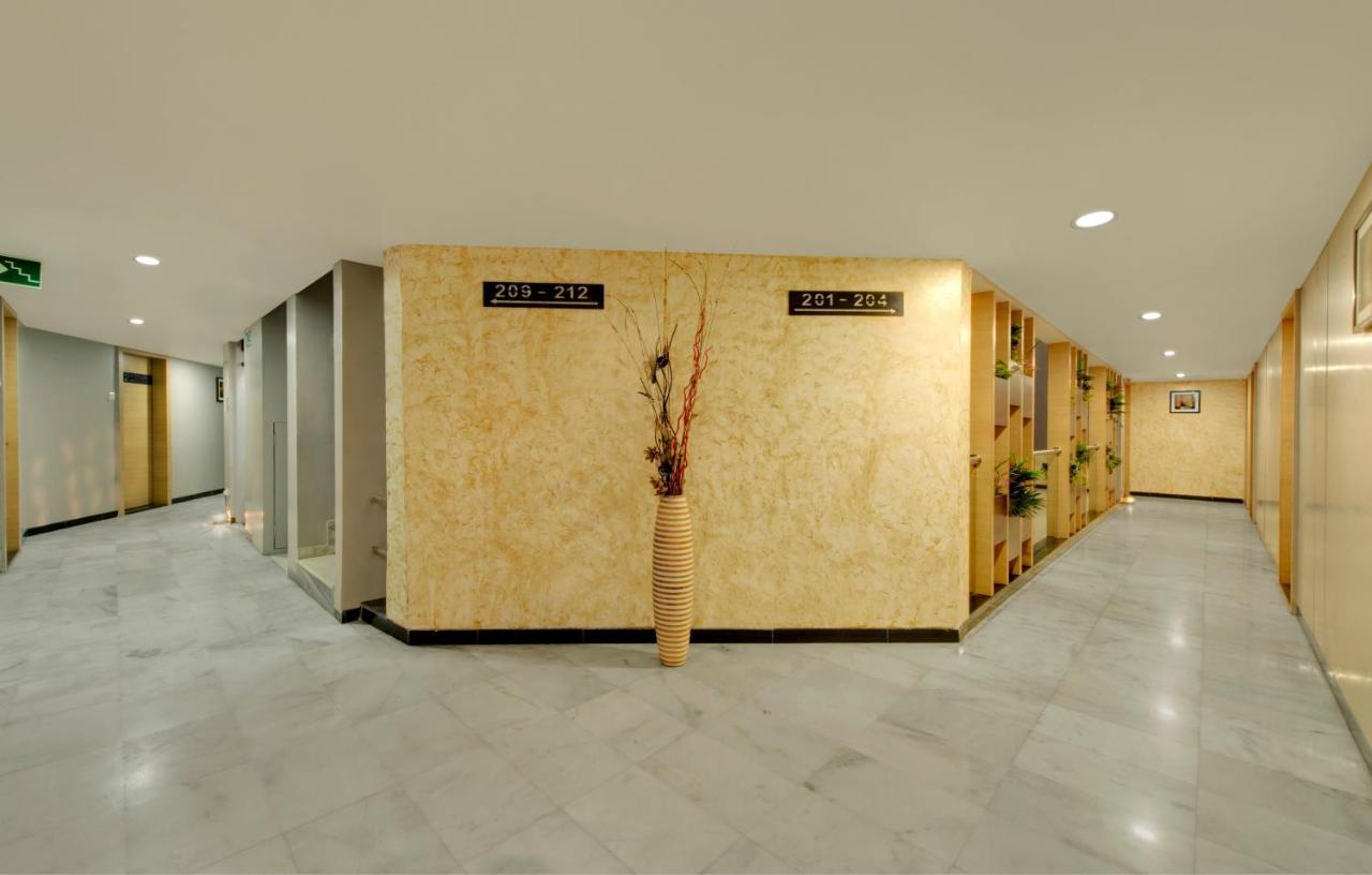 Central Beacon Hotel Σουράτ Εξωτερικό φωτογραφία